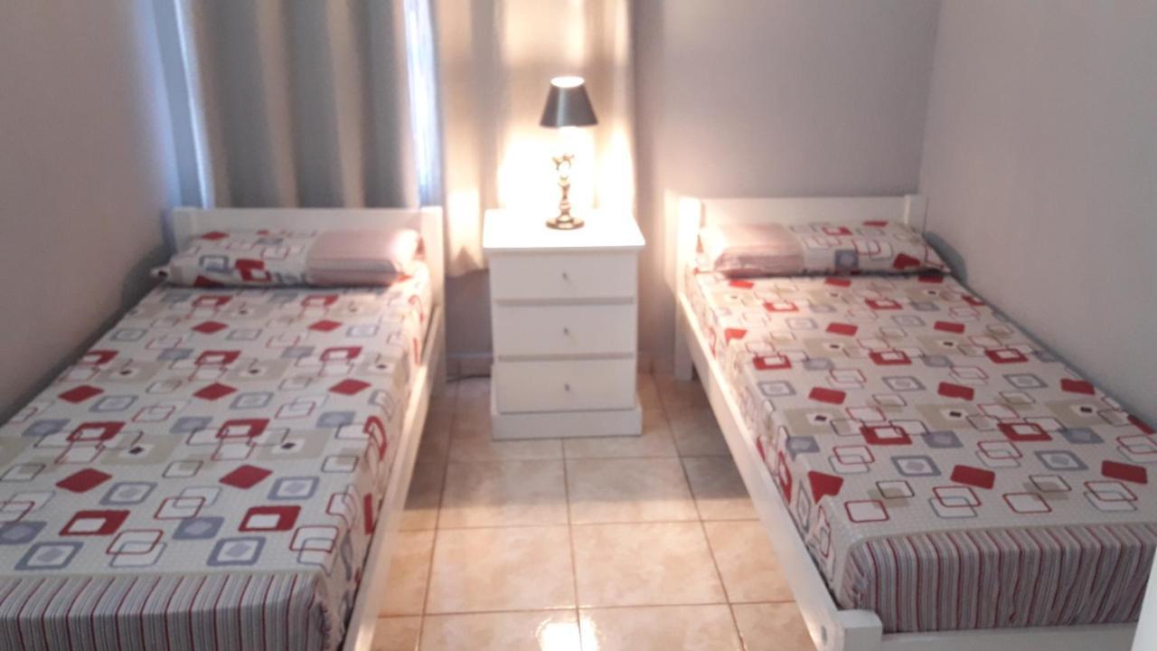 En Familia Villa Пуерто Игуасу Екстериор снимка